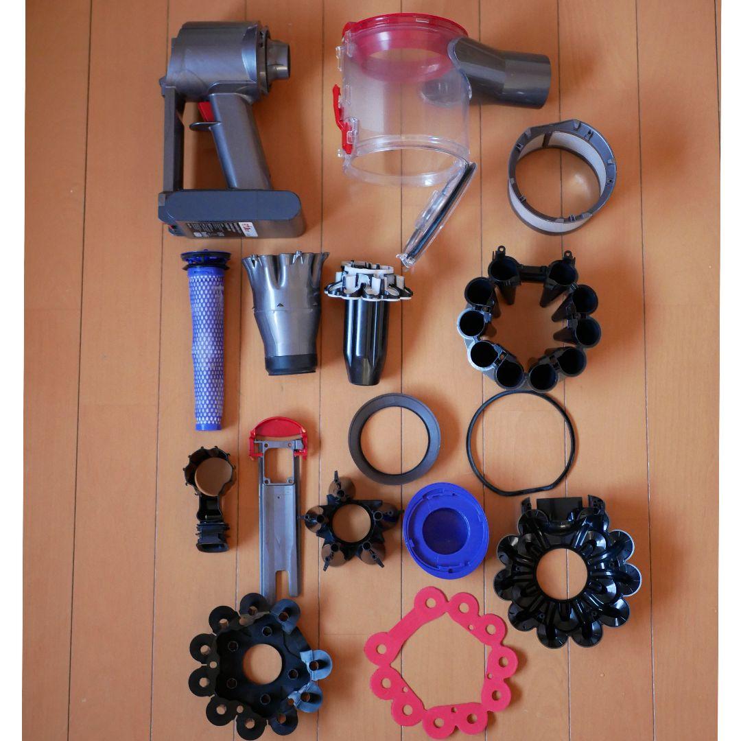 Dyson V8 中古美品 分解洗浄済み