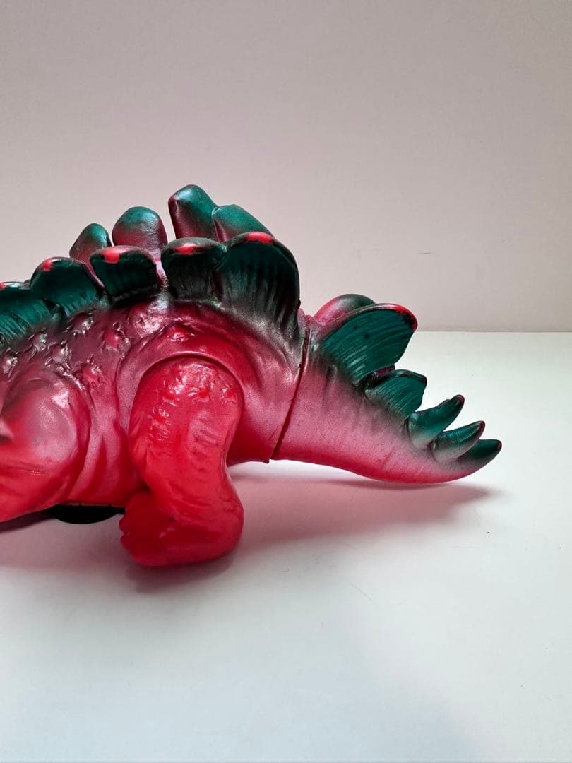 昭和当時物　発火恐竜 すてござうるす フリクショントイ ソフビ