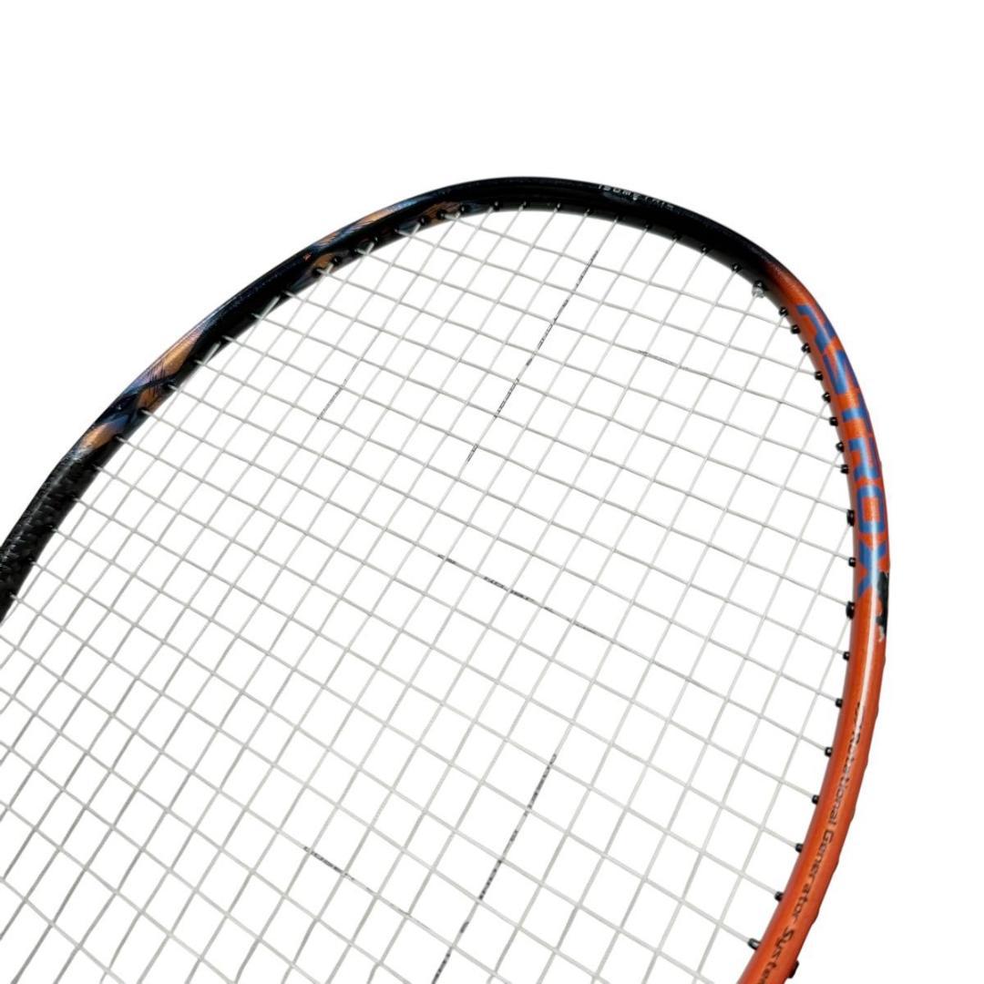 【美品】YONEX アストロクス77 PRO 4U G5 ラケット 11251