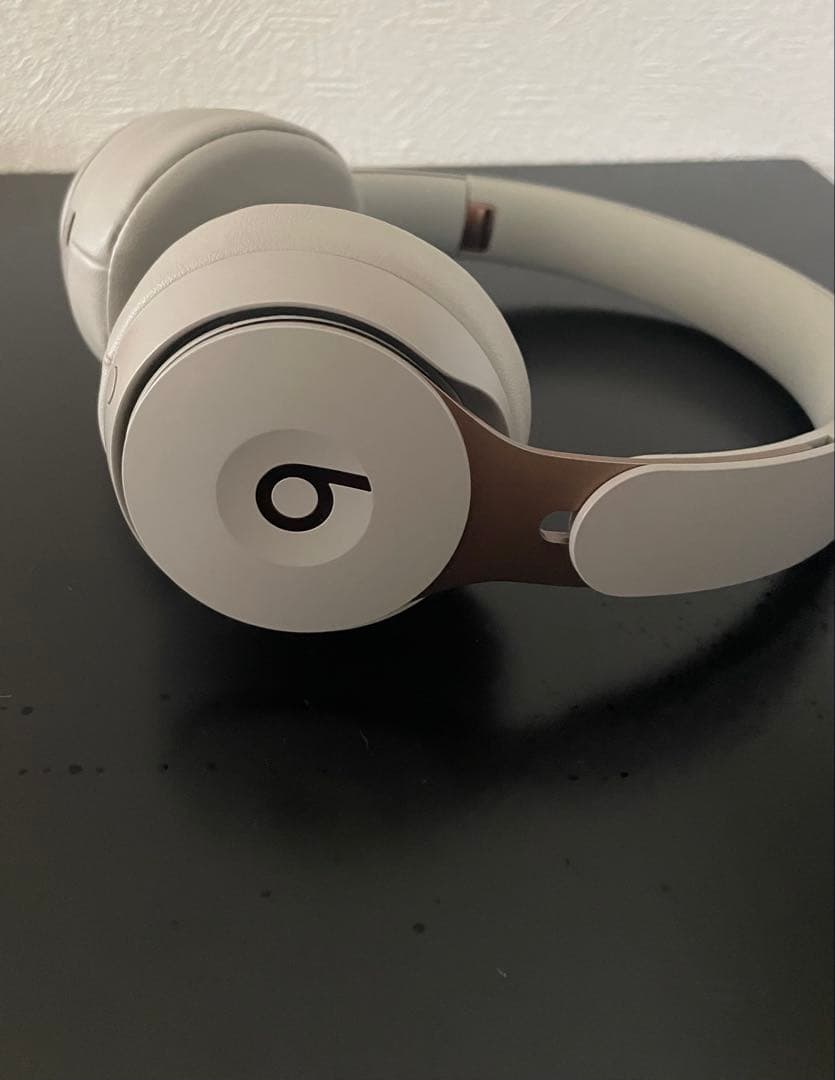 Beats ワイヤレスヘッドホン SOLO PROケース付き