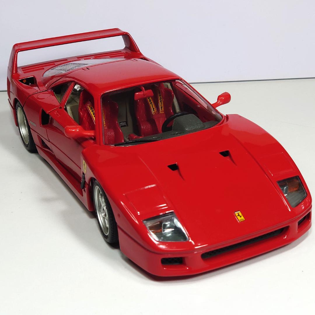 bburago　フェラーリ　F40　1/18　ゴールドコレクション