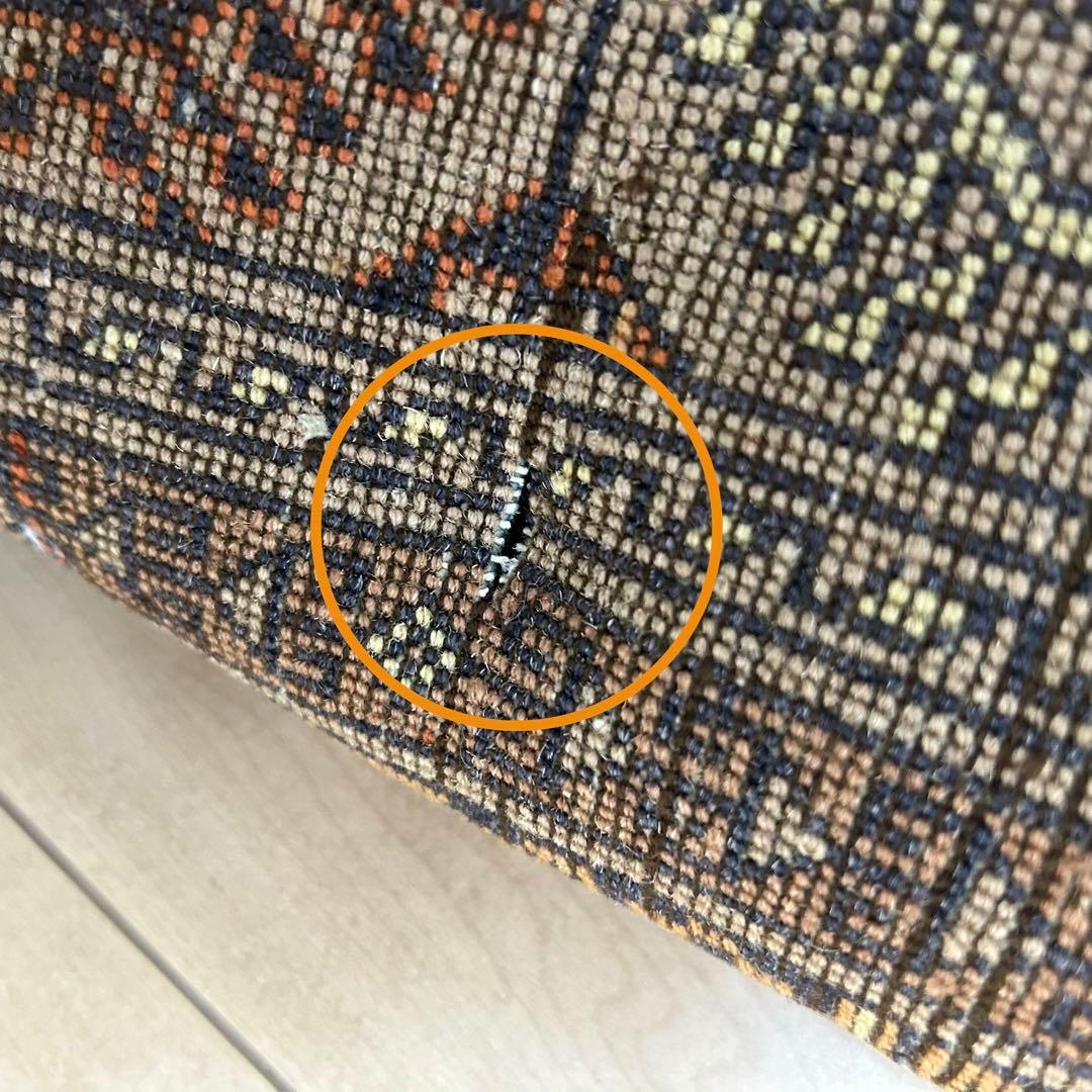 ペルシャ絨毯　トルクメン産　ヴィンテージラグ　トライバルラグ　190x114㎝