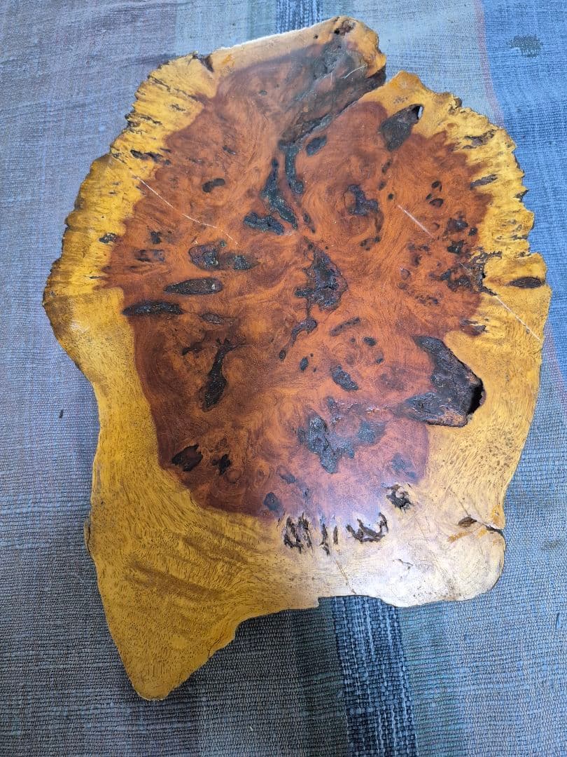 約2.1㎏ 花梨　瘤杢　天然木　花台　敷板　香台　盆栽台