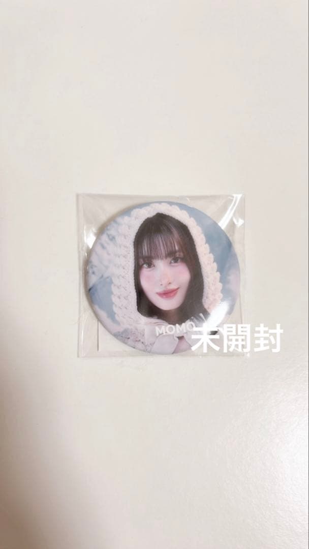 TWICEモモ　缶バッジ　ピンバッジセット