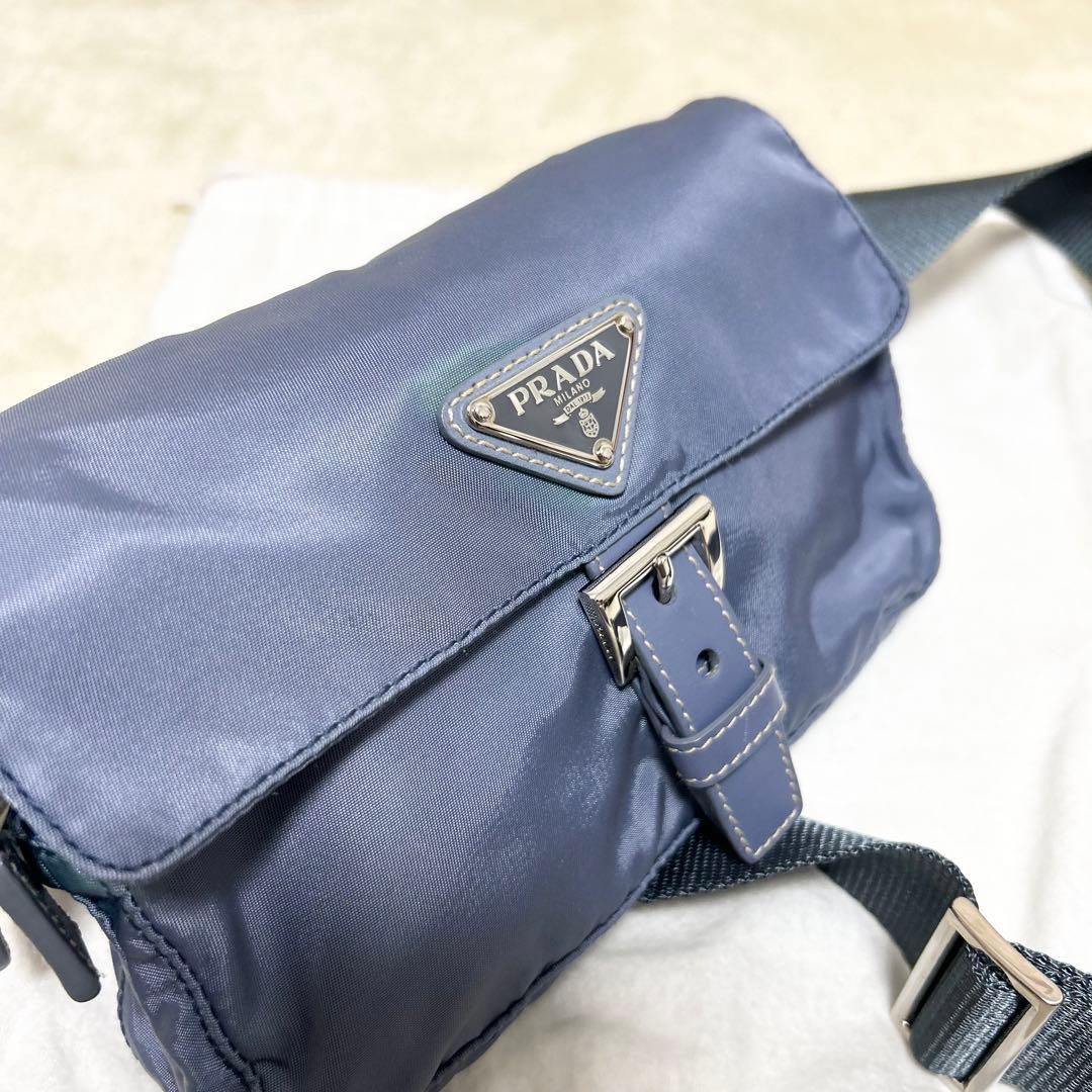 美品　プラダ　PRADA ボディバッグ　ウエストポーチ　ミニショルダーバッグ