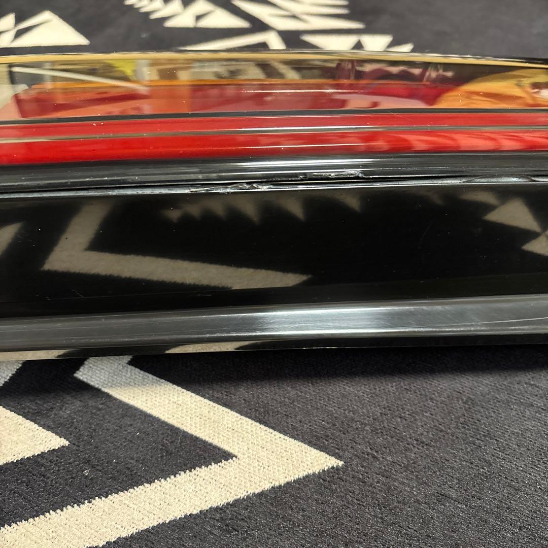 ハイエース 200系　テールランプ LED HELIOS ヘリオス　左右セット