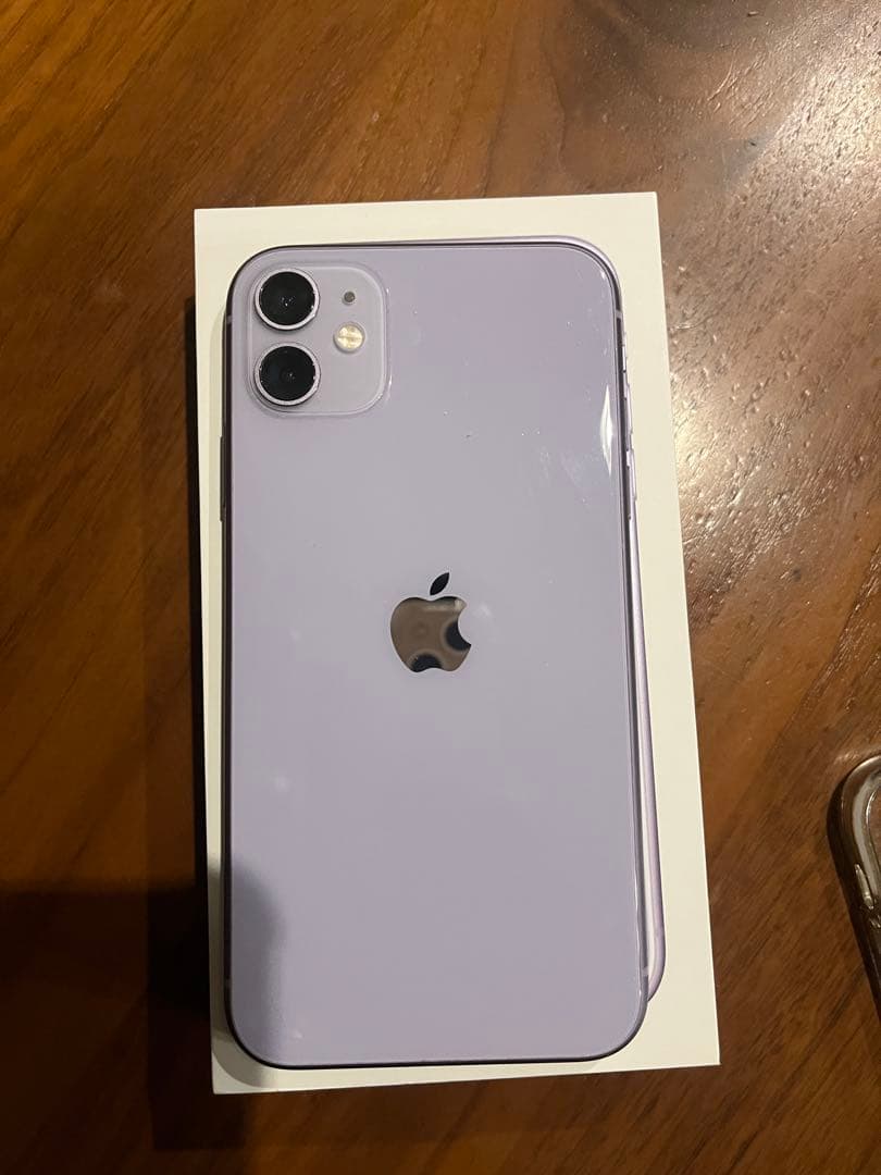 iPhone11 パープル　64G