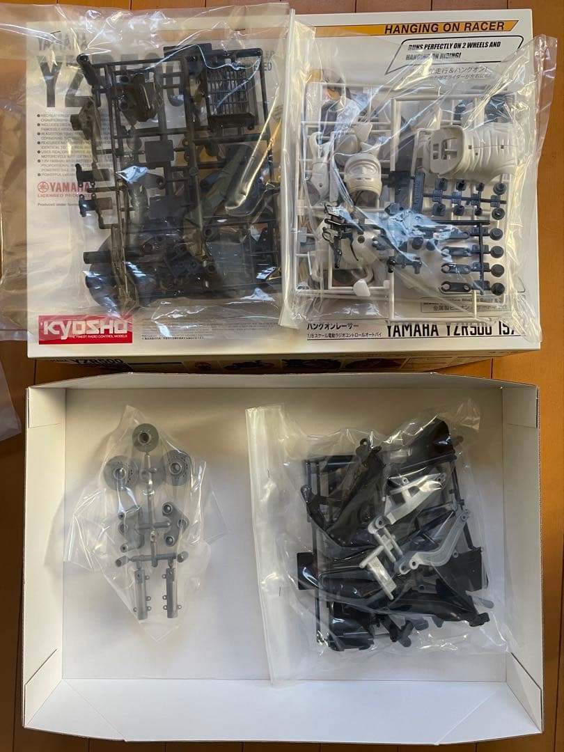京商　ハングオンレーサー　ヤマハYZR500 ケニーロバーツ