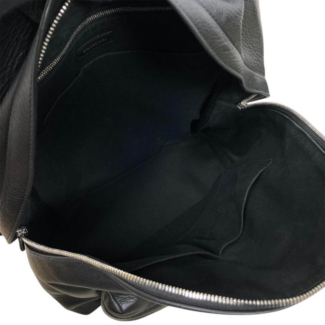 バレンシアガ エブリデイ バックパック リュック レザー シボ革 黒 ロゴ