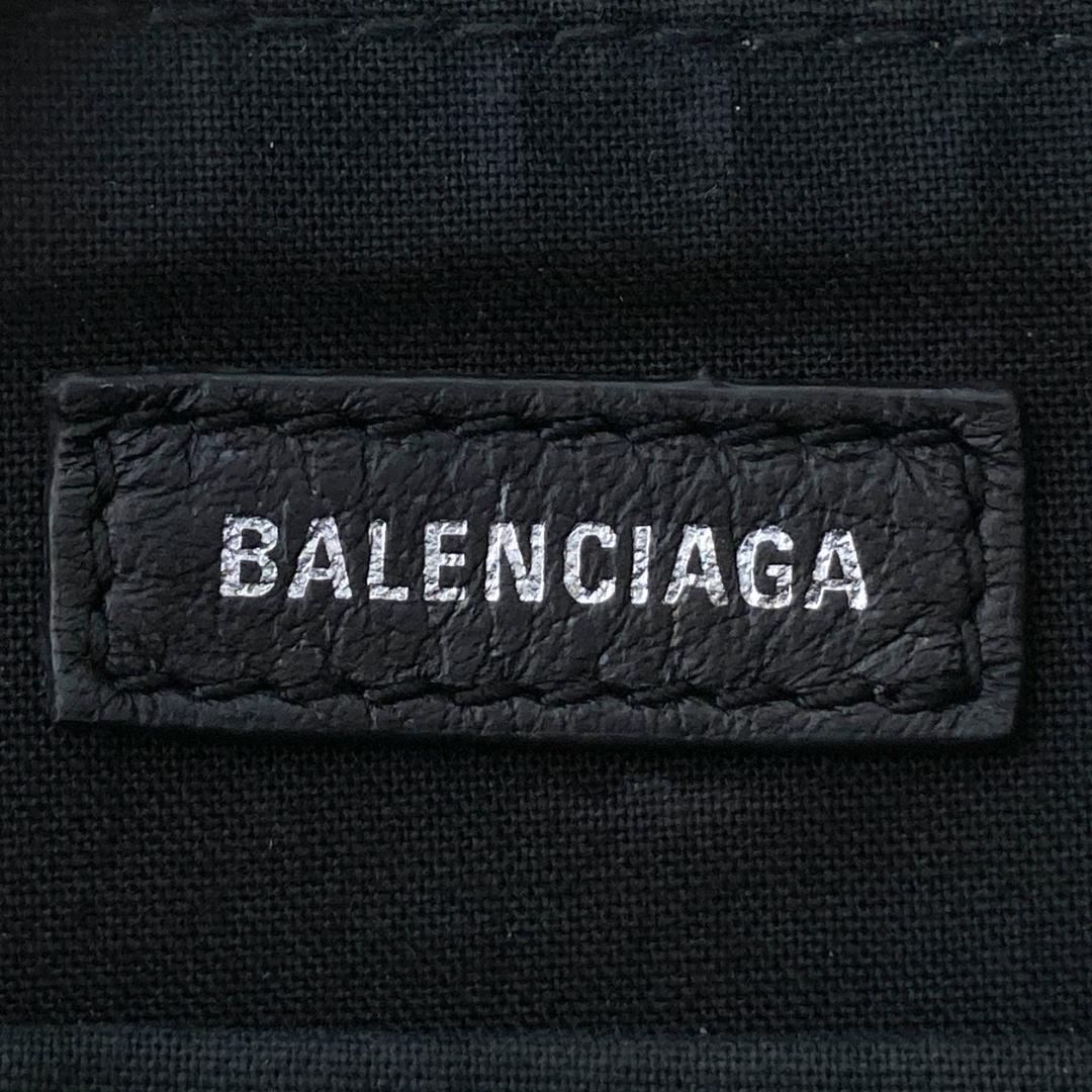 バレンシアガ エブリデイ バックパック リュック レザー シボ革 黒 ロゴ