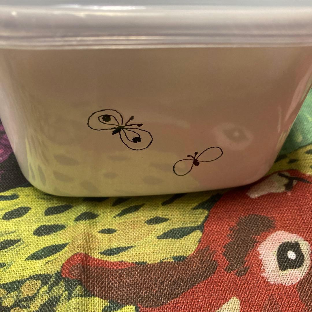 N*I様 (新品・貴重)ミナペルホネン容器