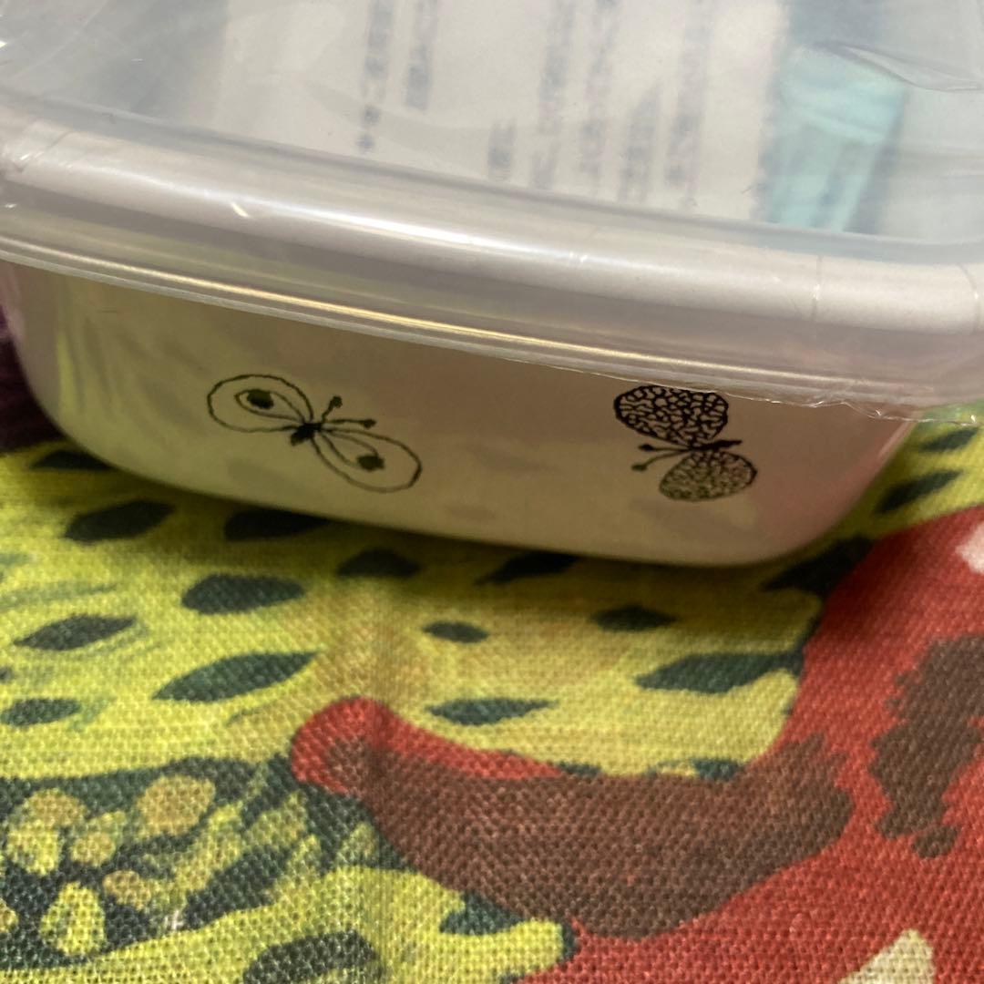 N*I様 (新品・貴重)ミナペルホネン容器