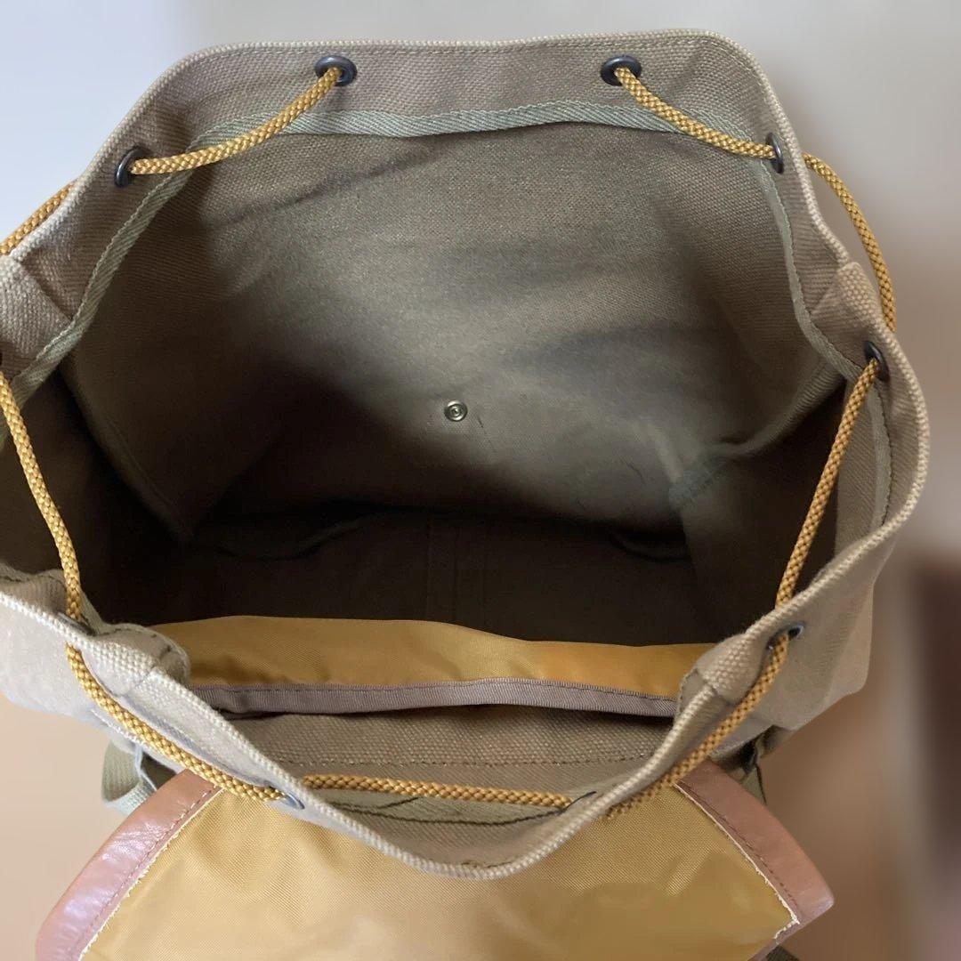 シライデザイン　帆布リュック【カーキ】