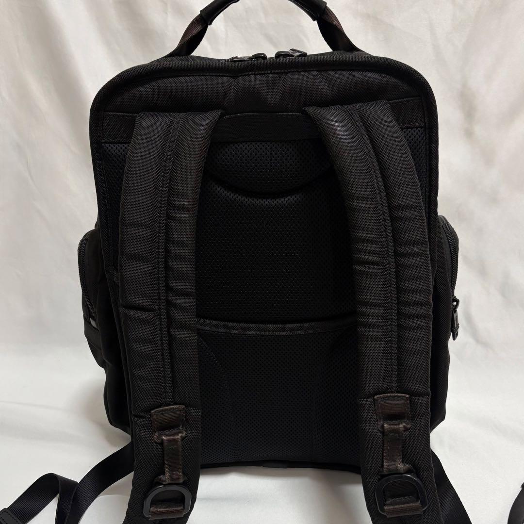 トゥミ TUMI ALPHA2 ビジネスバック リュックA4収納 26578D2