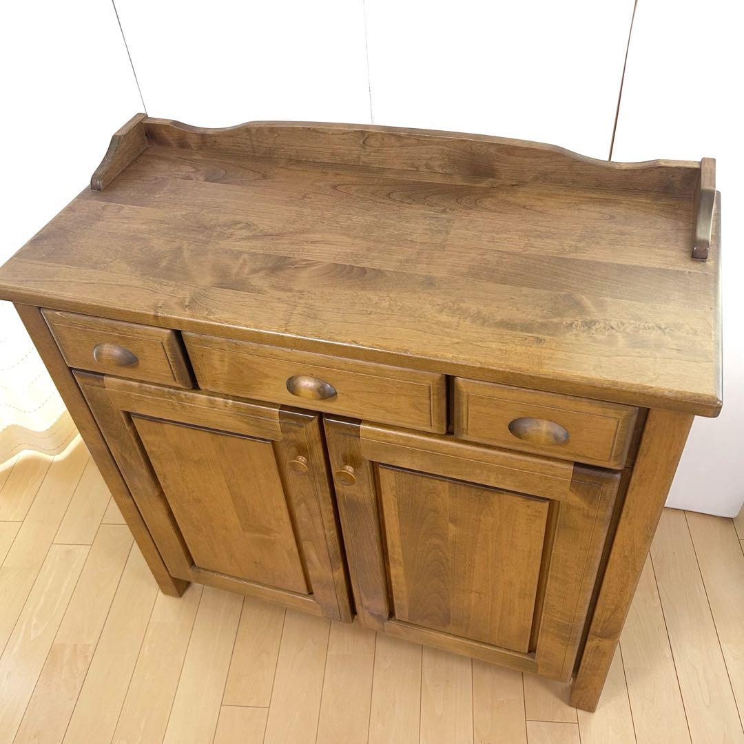 カントリー キャビネット インテリア　英国調　アンティーク　サイドボード　棚