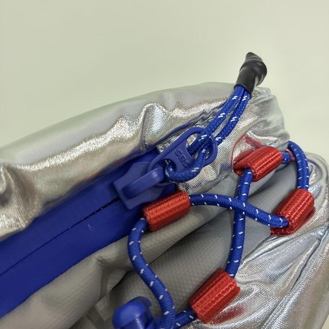 トポロジー　ボトルサコッシュ　ラージ　シルバー　ショルダーストラップ　現行品