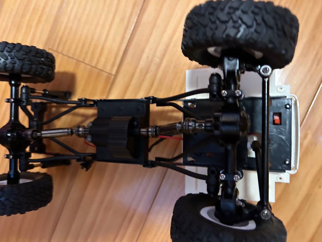 WPL 80ランクル　ハイラックスボディ　カスタム