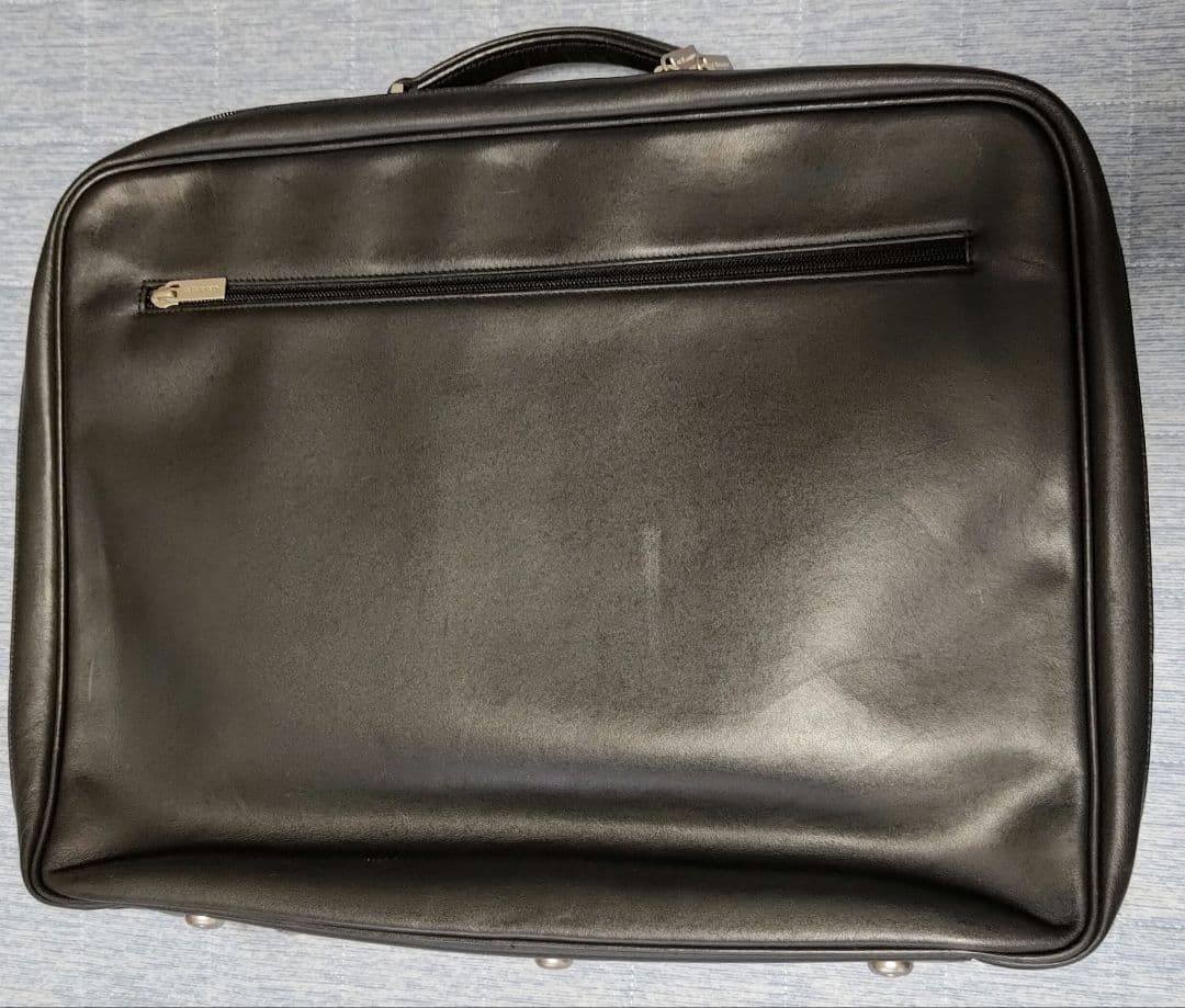 フランス老舗ブランド〘LE TUNNEUR〙ルタヌア　大型ビジネスバッグ　本革