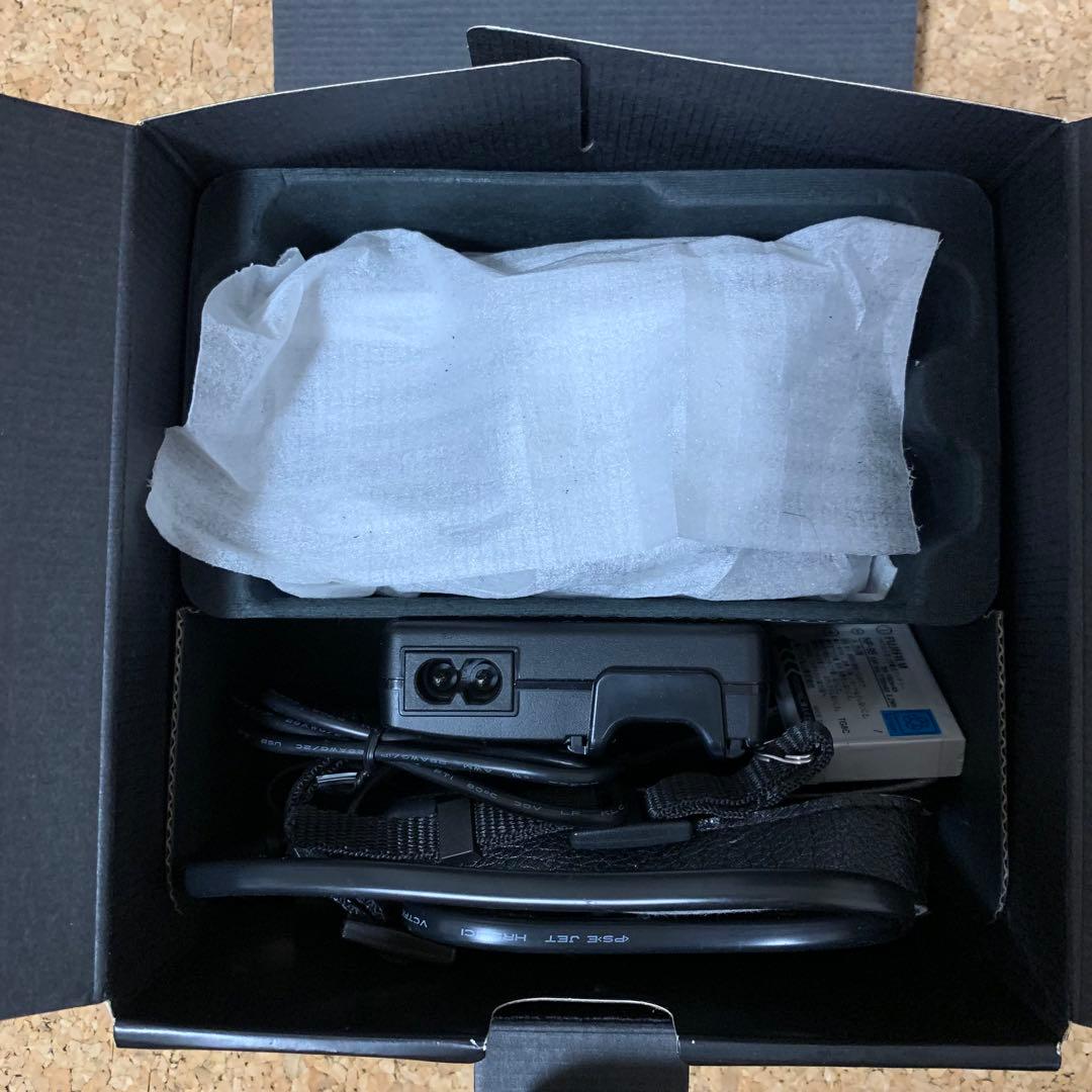 FUJIFILM X100S コンパクトデジタルカメラ