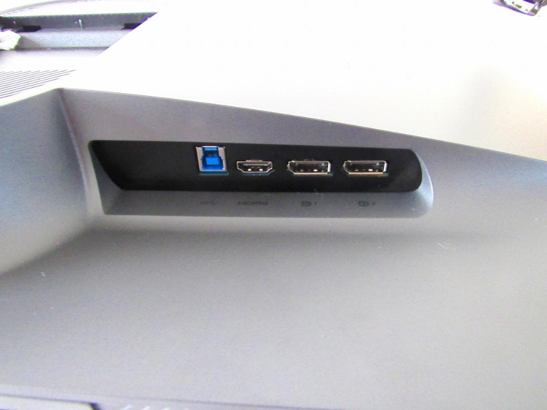 極上品 Alienware AW2724DM 27インチゲーミングモニター