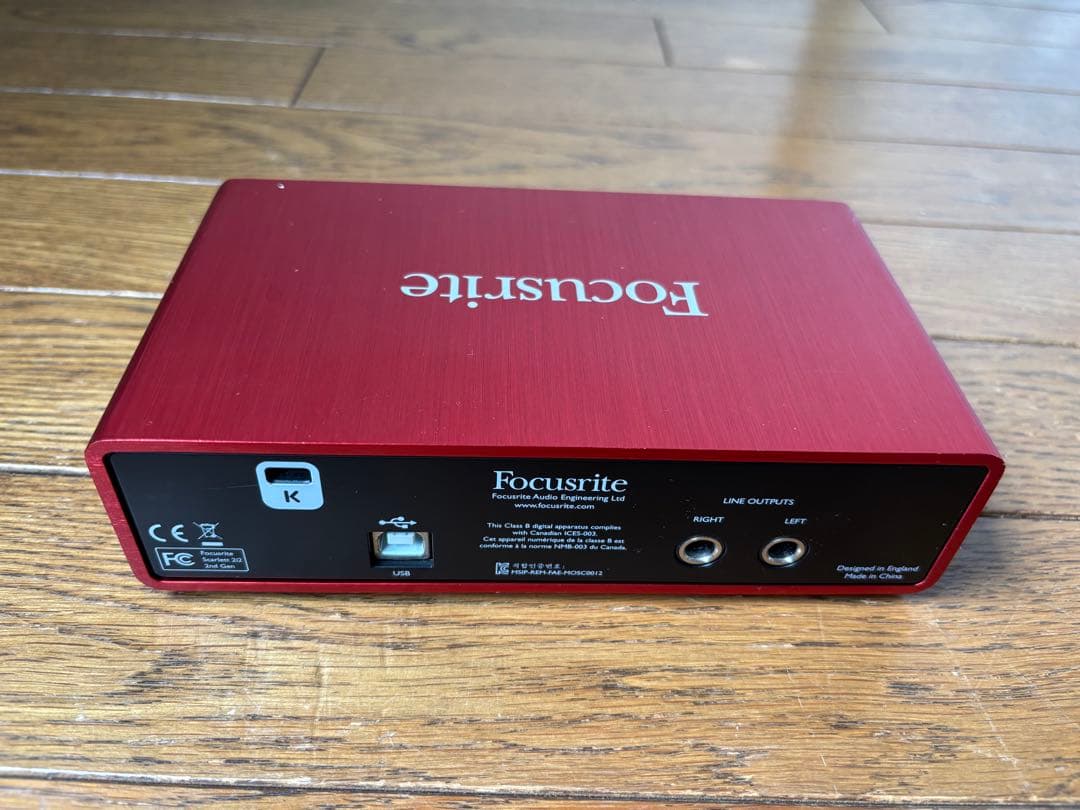 【美品】Focusrite Scarlett 2i2 オーディオインターフェース