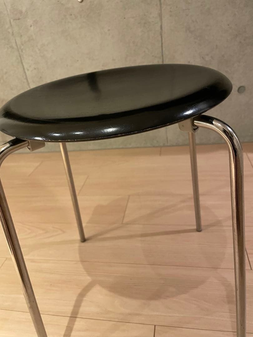 ArneJacobsenアルネヤコブセンDOT STOOL FRIZHANSEN