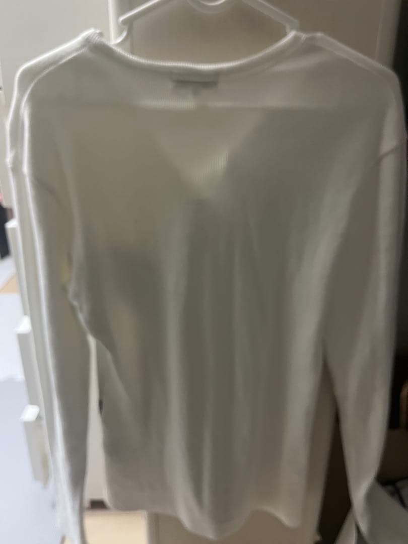 VALLAD 天使プリント Vネックセーター M