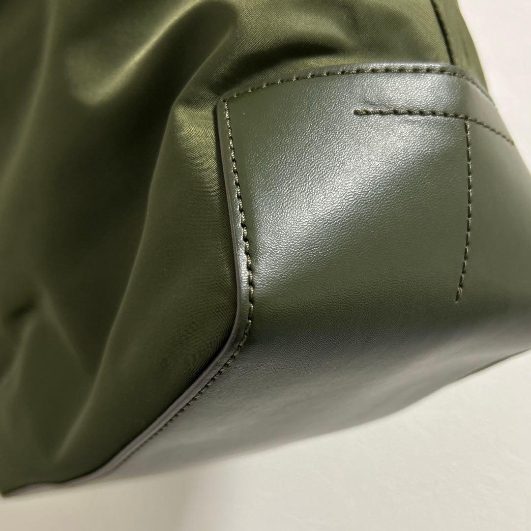 B*r様 【極美品】トリーバーチ 2way ショルダーバッグ ナイロン グリーン