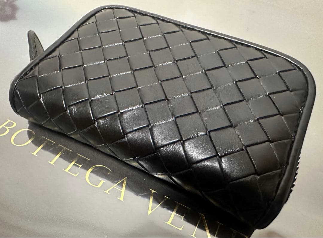 【付属品付】ボッテガヴェネタ イントレチャートケース/ラム/黒3️⃣✨✨