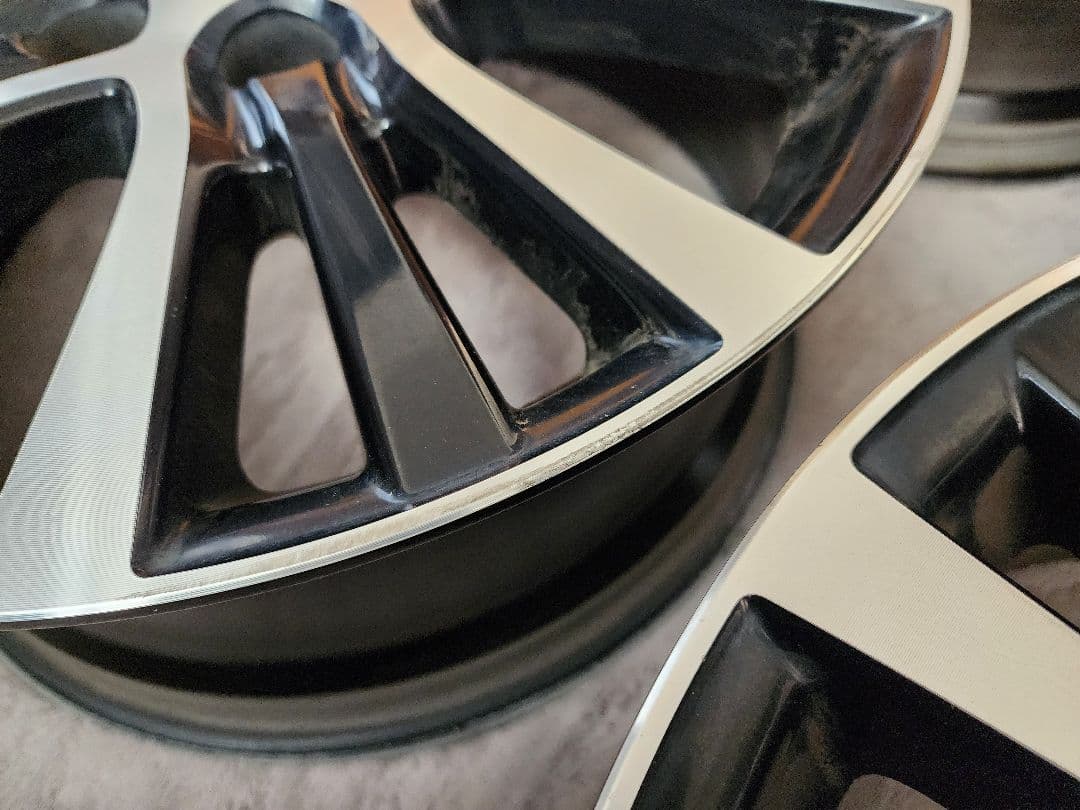 値下げ中【TOYOTA】ホイール　４本 17×7J インセット50 エスティマ