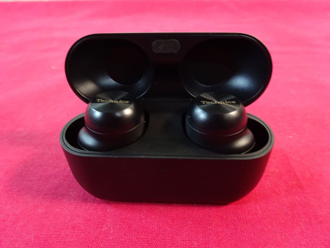 Technics EAH-AZ100 ワイヤレスイヤホン未使用品に近い