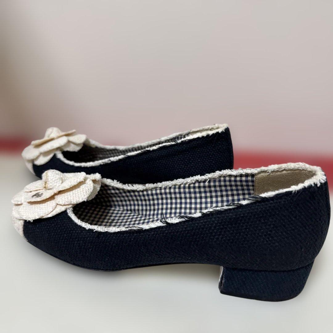 CHANEL カメリアフラットシューズ ネイビー　361/2