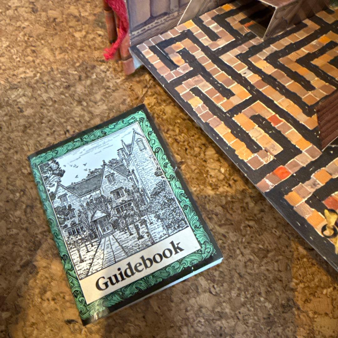 洋書 JAN PIENKOWSKI Botticelli BED&BREAKFAST