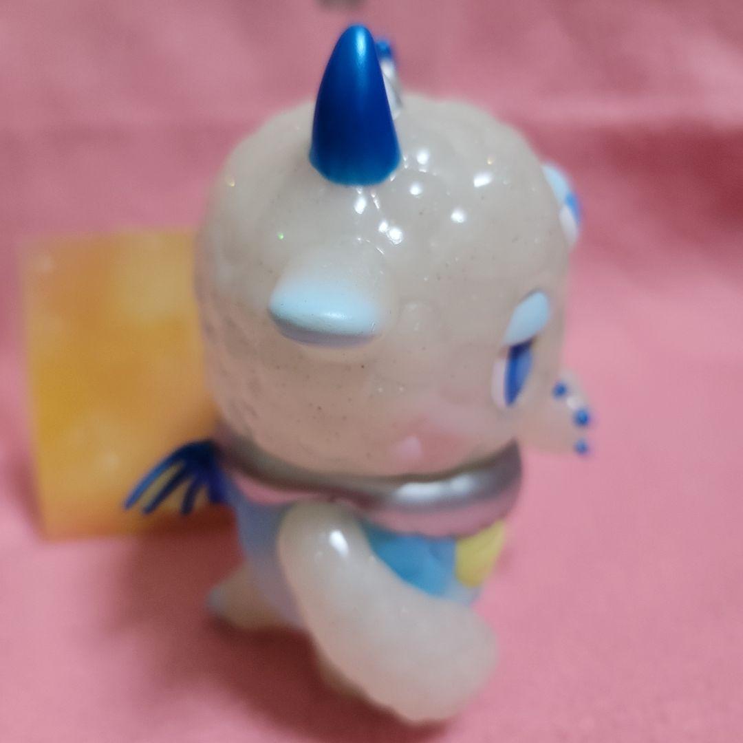 怪獣ネムケ　NEMUKE　ひかりバンビ　 Holy  color　ソフビ