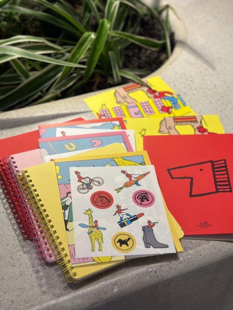 【希少】HERMES 非売品 限定ノートブック 馬さがし 全３色+おまけ