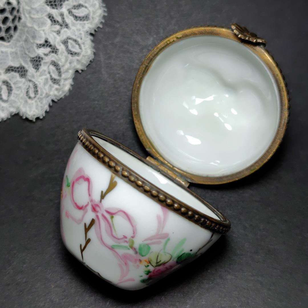 リモージュボックス　トリンケットボックス　フランス製　バラ　リボン