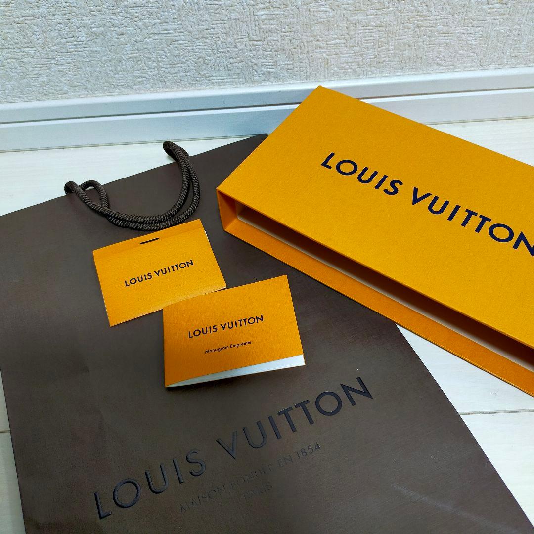 S*✨様 Louis Vuitton 長財布 M61182、M62125 ネイビ