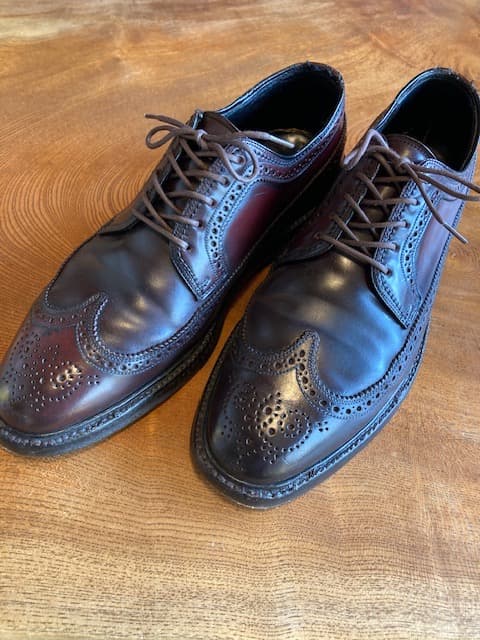 ★★ 　レザー ウィングチップ（コードバン）フローシャイム？★