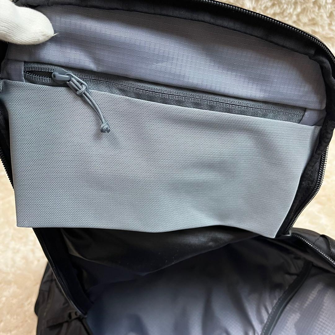 【極美品】ABLE CARRY リュック Daybreaker 2 25L