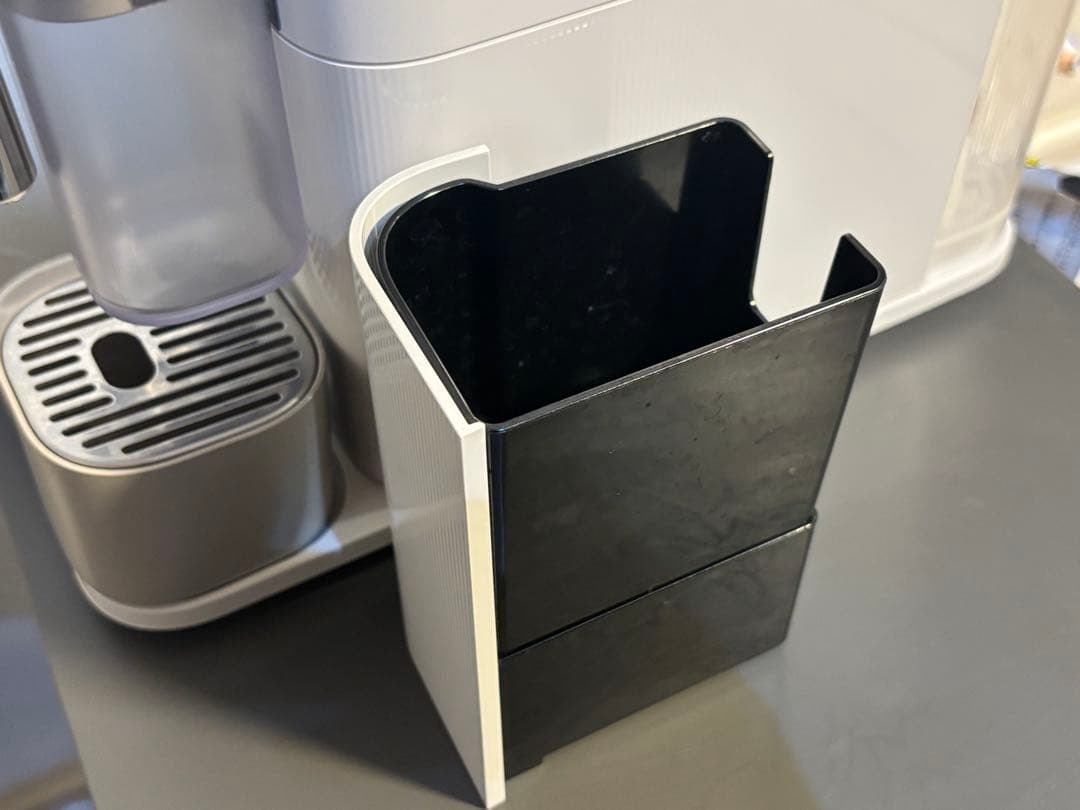 Nespresso エスプレッソマシン ホワイト