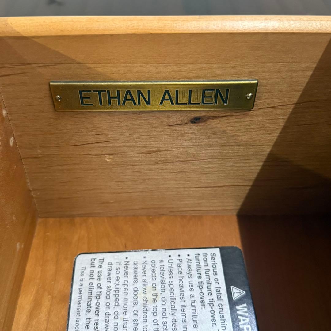 H17K77a ETHAN ALLEN イーセンアーレン ワイドキャビネット