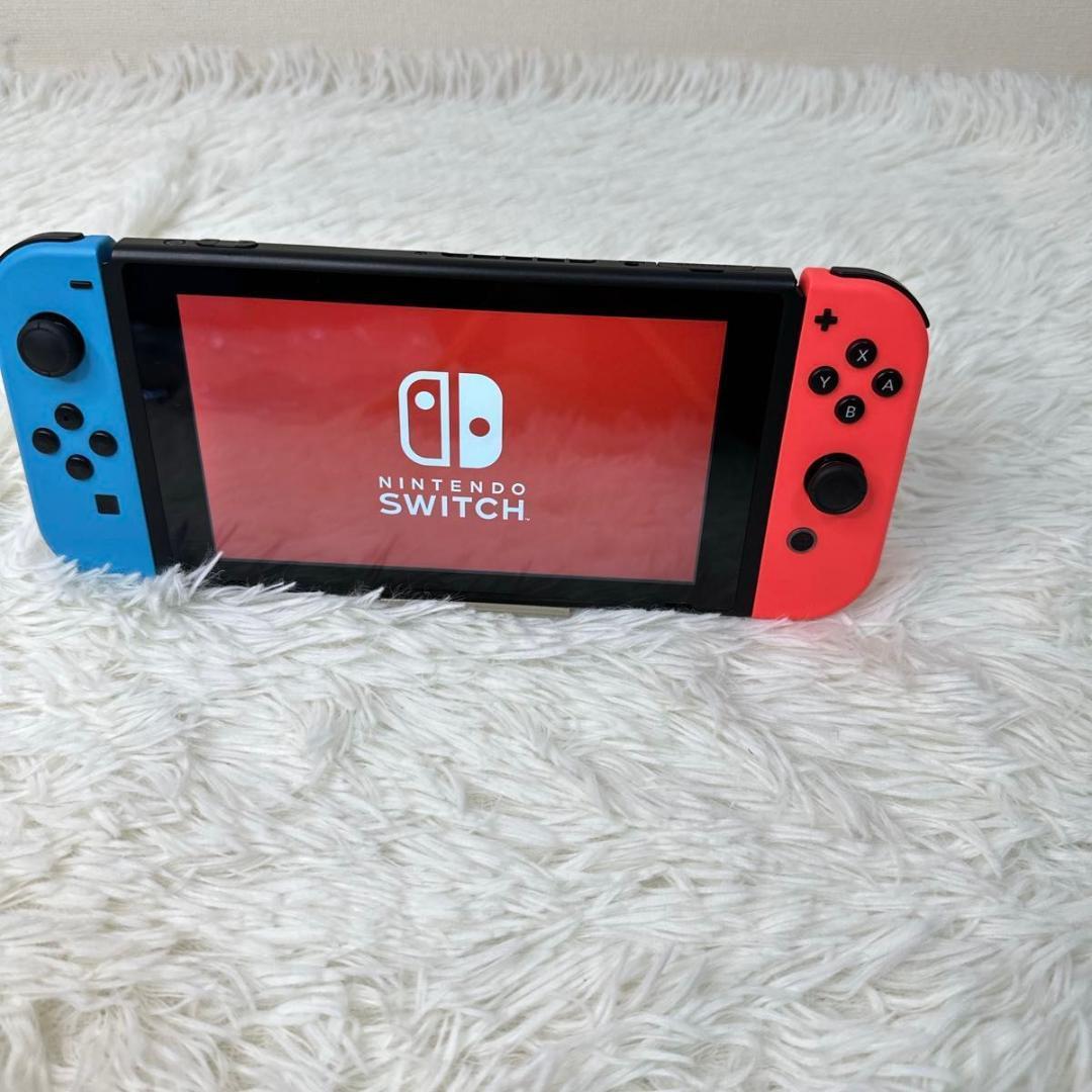 Nintendo Switch ストア限定版カラーカスタマイズ レッド＆ブルー