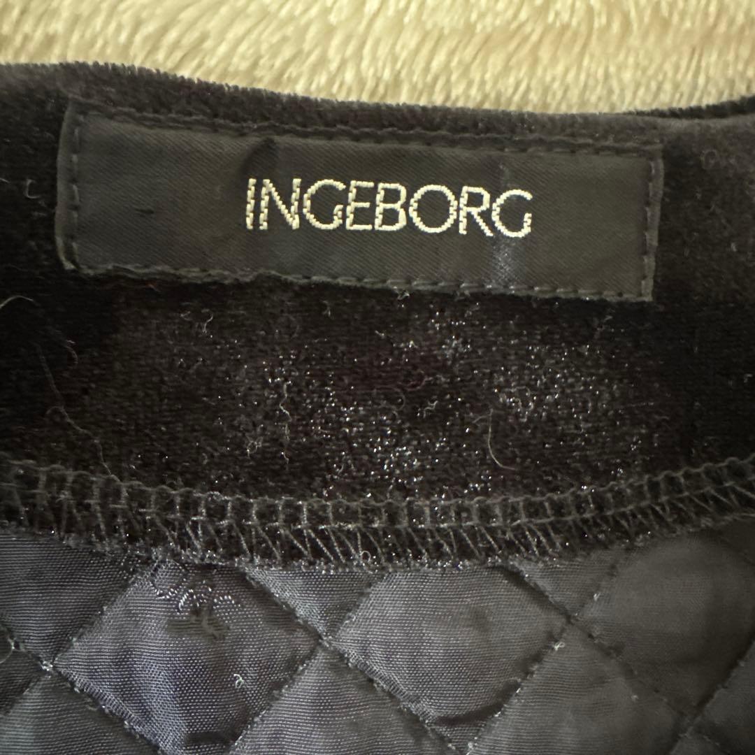 美品INGEBORGリボンモチーフ ブラックベルベットノーカラージャケット