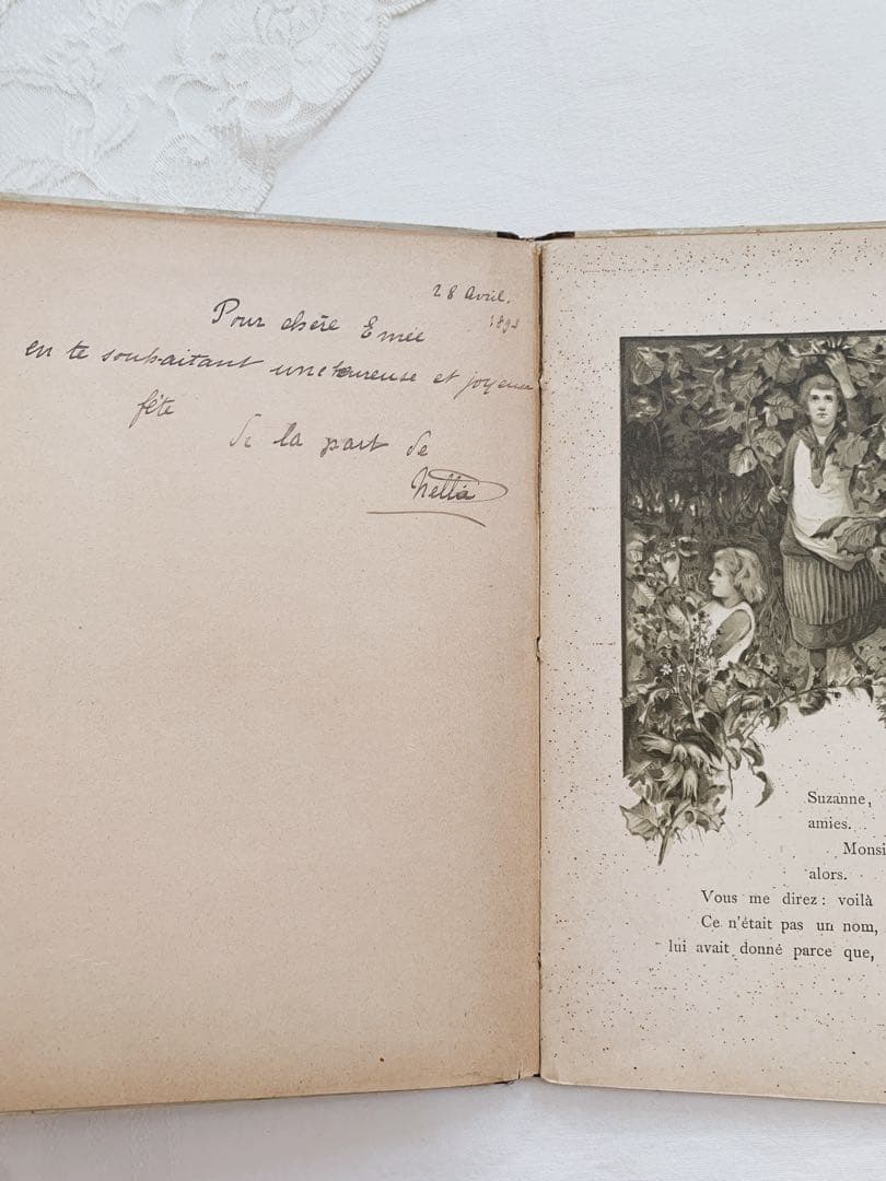 ꙳⋆愛らしい挿絵のフランスアンティーク絵本⋆꙳古書　ビンテージ