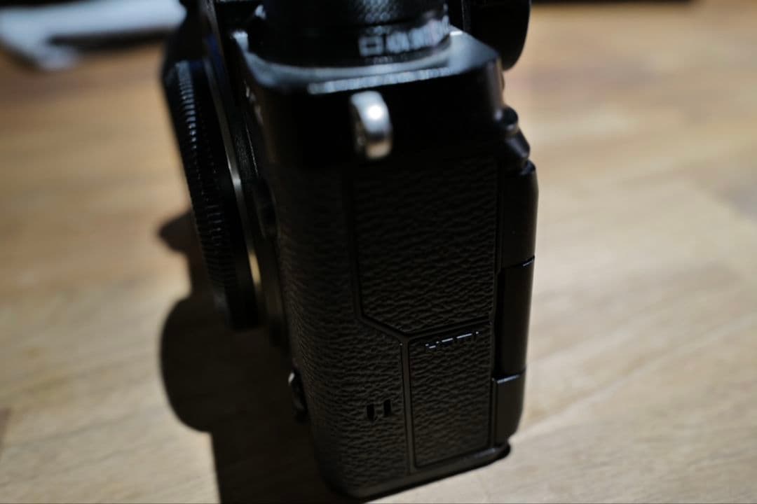 FUJIFILM フジフイルム X-T4 カメラ