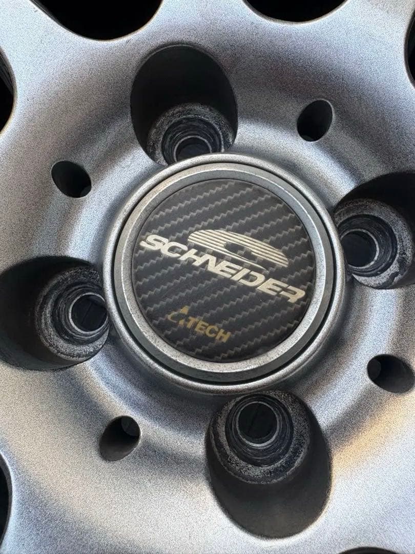 お取引中 SCHNEIDER14インチ23年TOYOスタッドレス⛰️４本