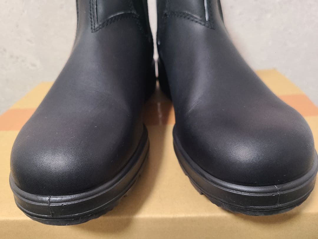 【美品】Blundstone 黒 サイドゴアブーツ