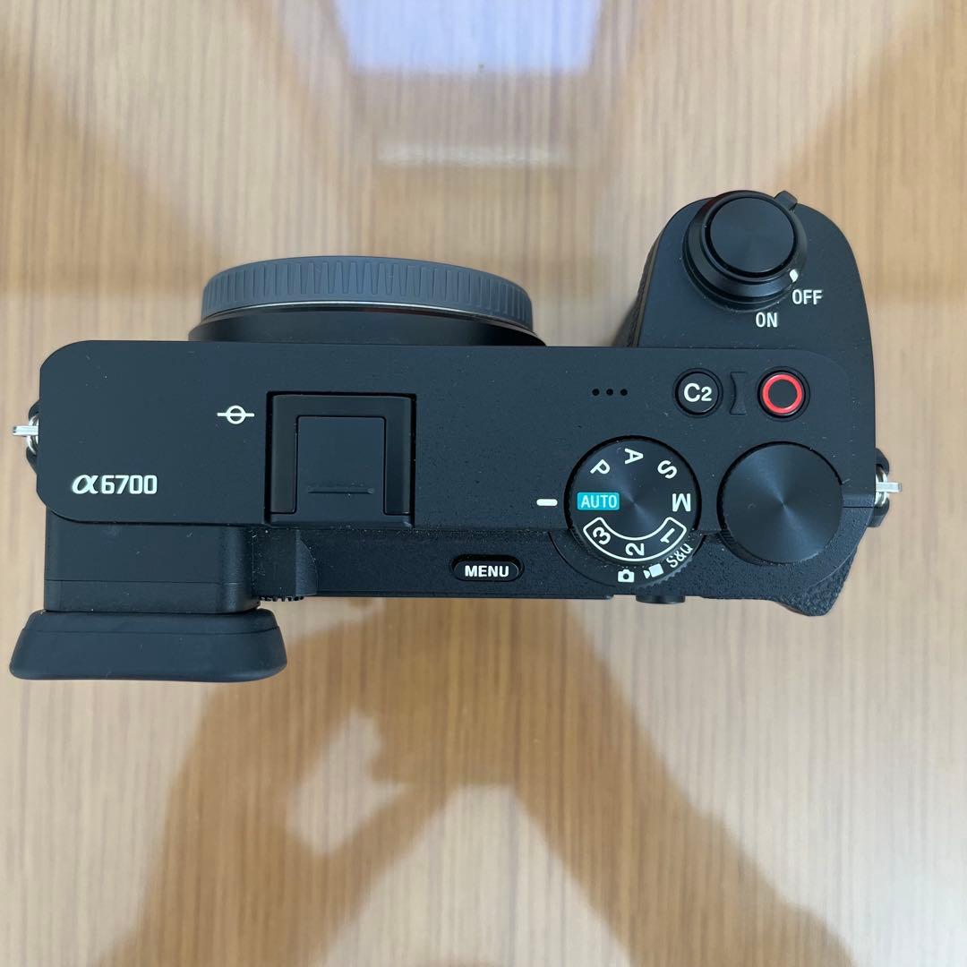 Sony α6700 ミラーレスカメラ 単焦点・ズームレンズ付き