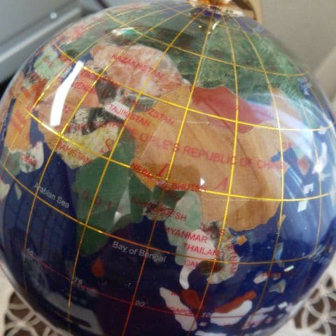 宝石地球儀　ラピスラズリー　高さ20cm