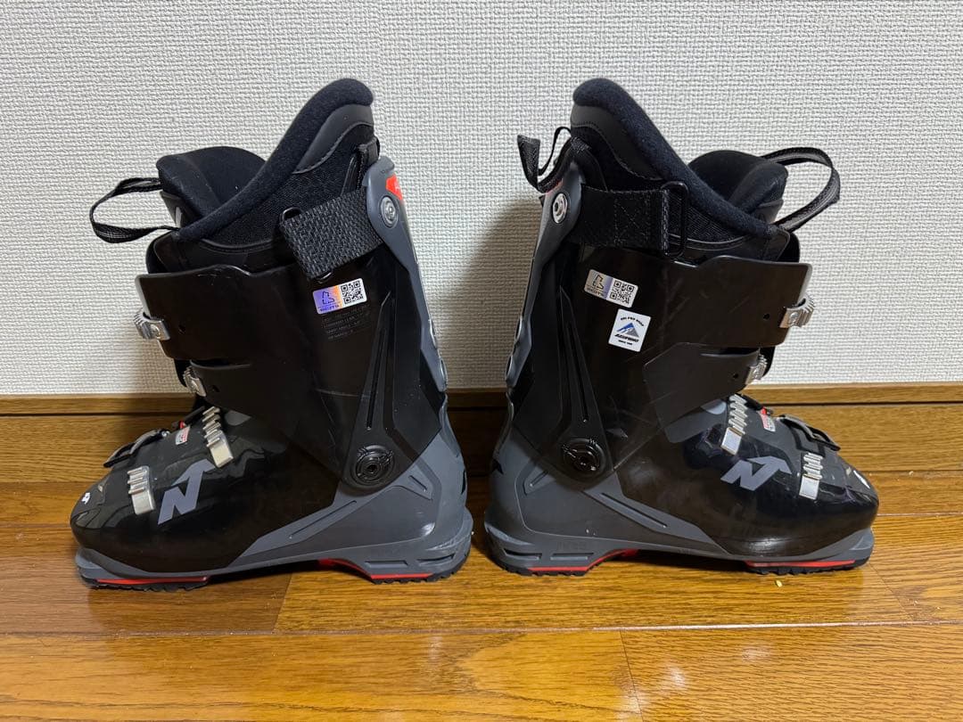 Nordica スキー ブーツ 100 【26.5㎝】【Last102】